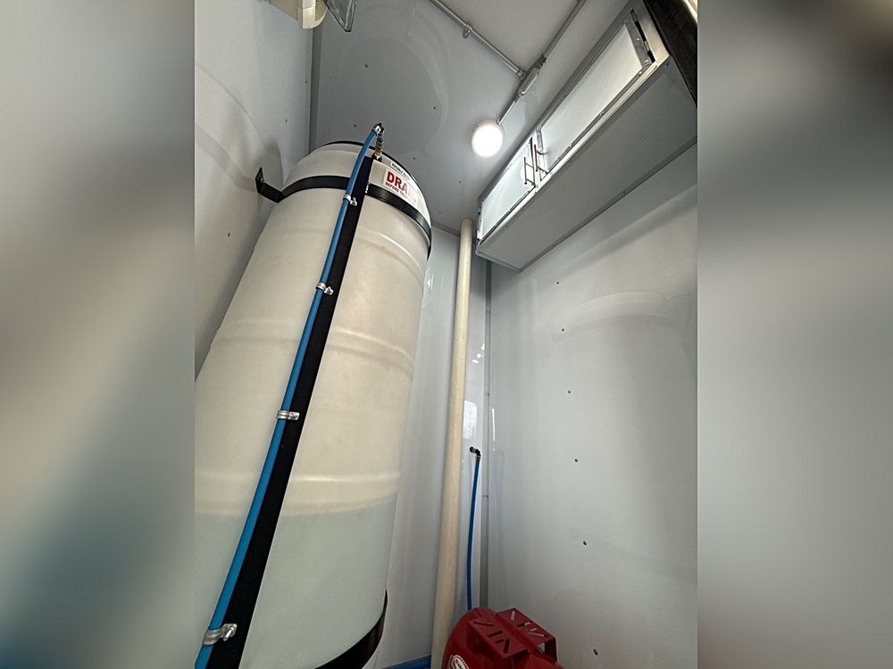 6 Station Upscale Restroom Trailer Community-Style Layout-6